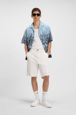 Regular-fit shorts with slim leg and buttoned pockets, Natural