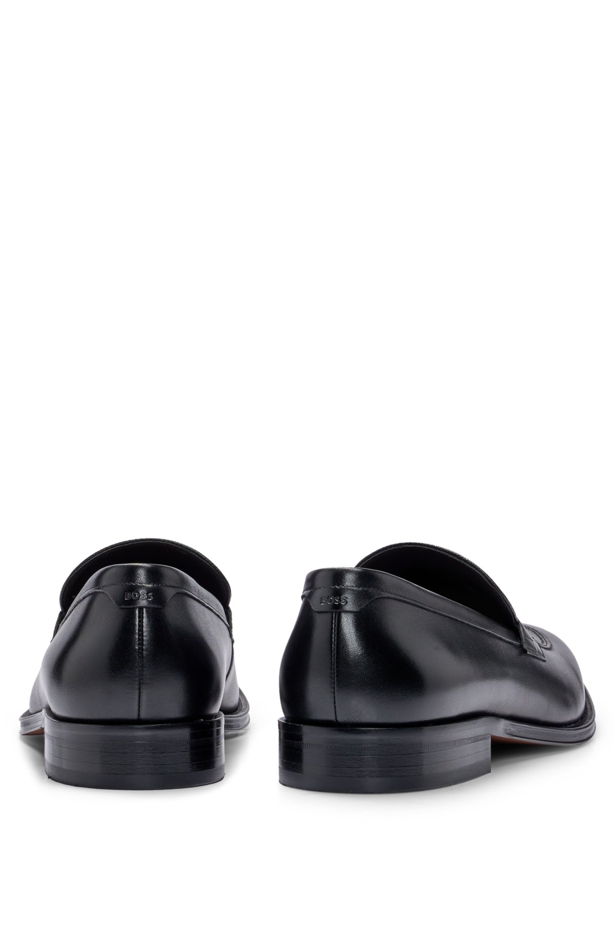 Loafers in plain and Saffiano-print leather, Black