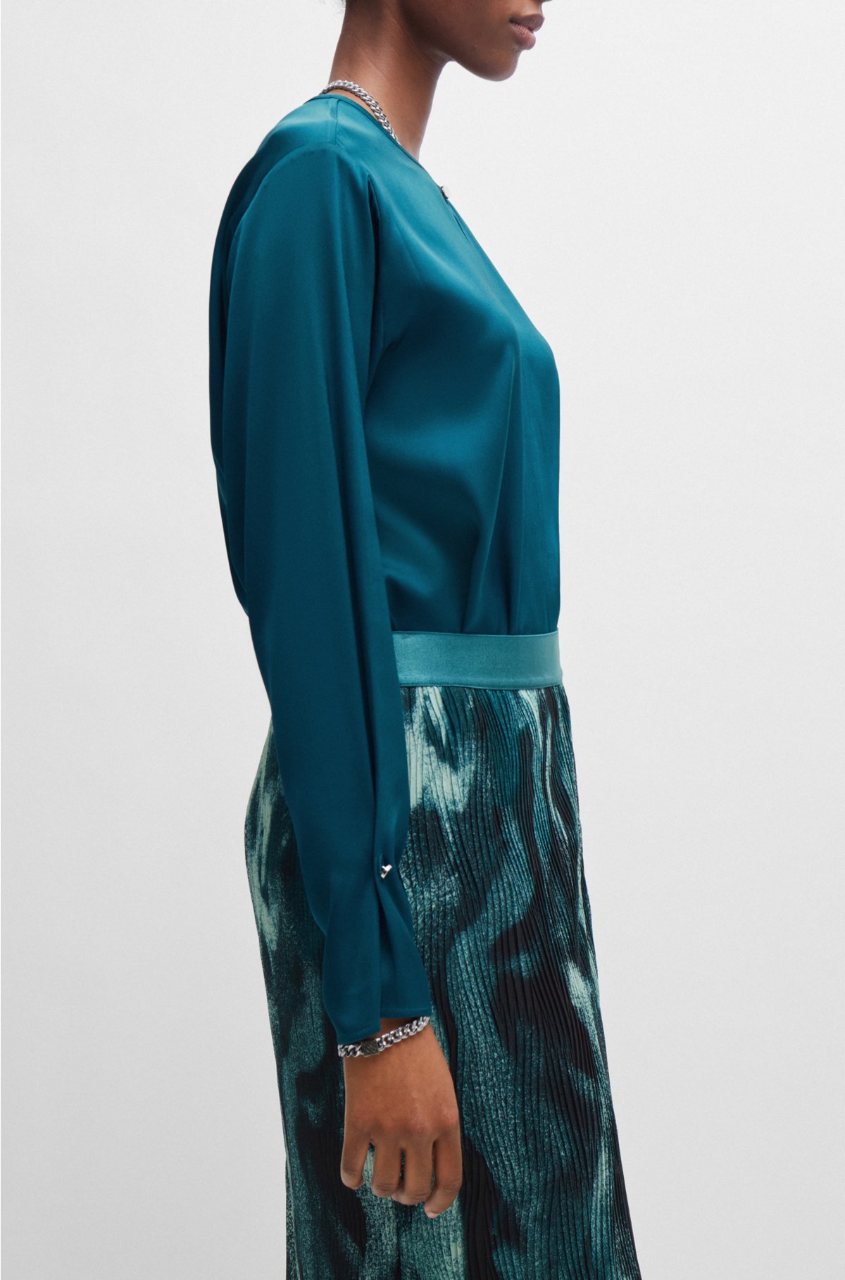 Relaxed-fit blouse in stretch silk with keyhole closure, Petrol