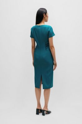 Vestido business con abertura delantera y detalles fruncidos, Petr&oacute;leo