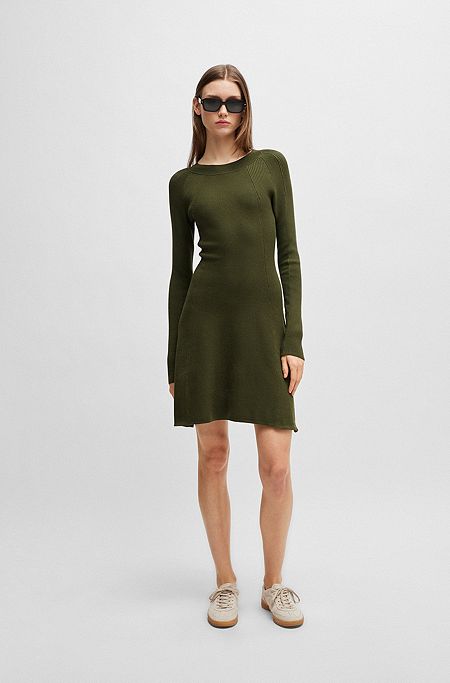 Slim-fit long-sleeved dress with mixed structures, Dark Green