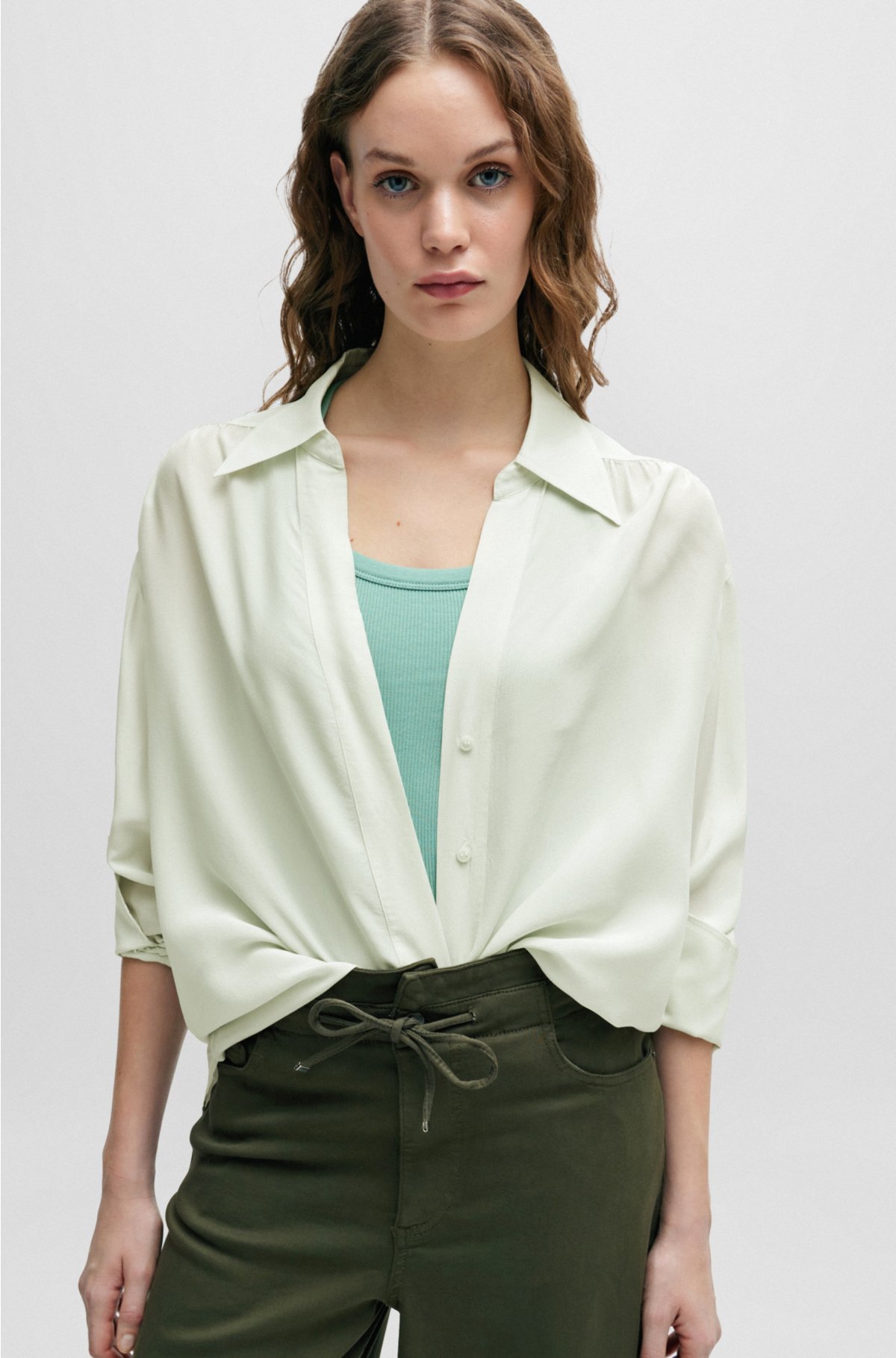 Relaxed-fit blouse with concealed placket and point collar, Light Green