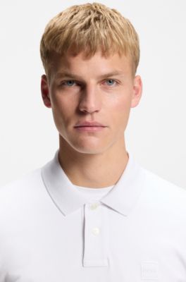 Polo slim fit de algod&oacute;n el&aacute;stico con parche de logo, Blanco