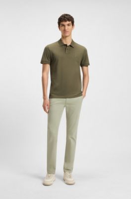 Polo slim fit de algod&oacute;n el&aacute;stico con parche de logo, Oliva