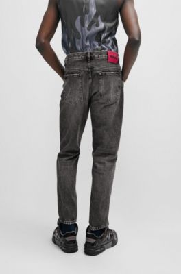 HUGO - テーパードフィットジーンズ ブラック リジッドデニム 