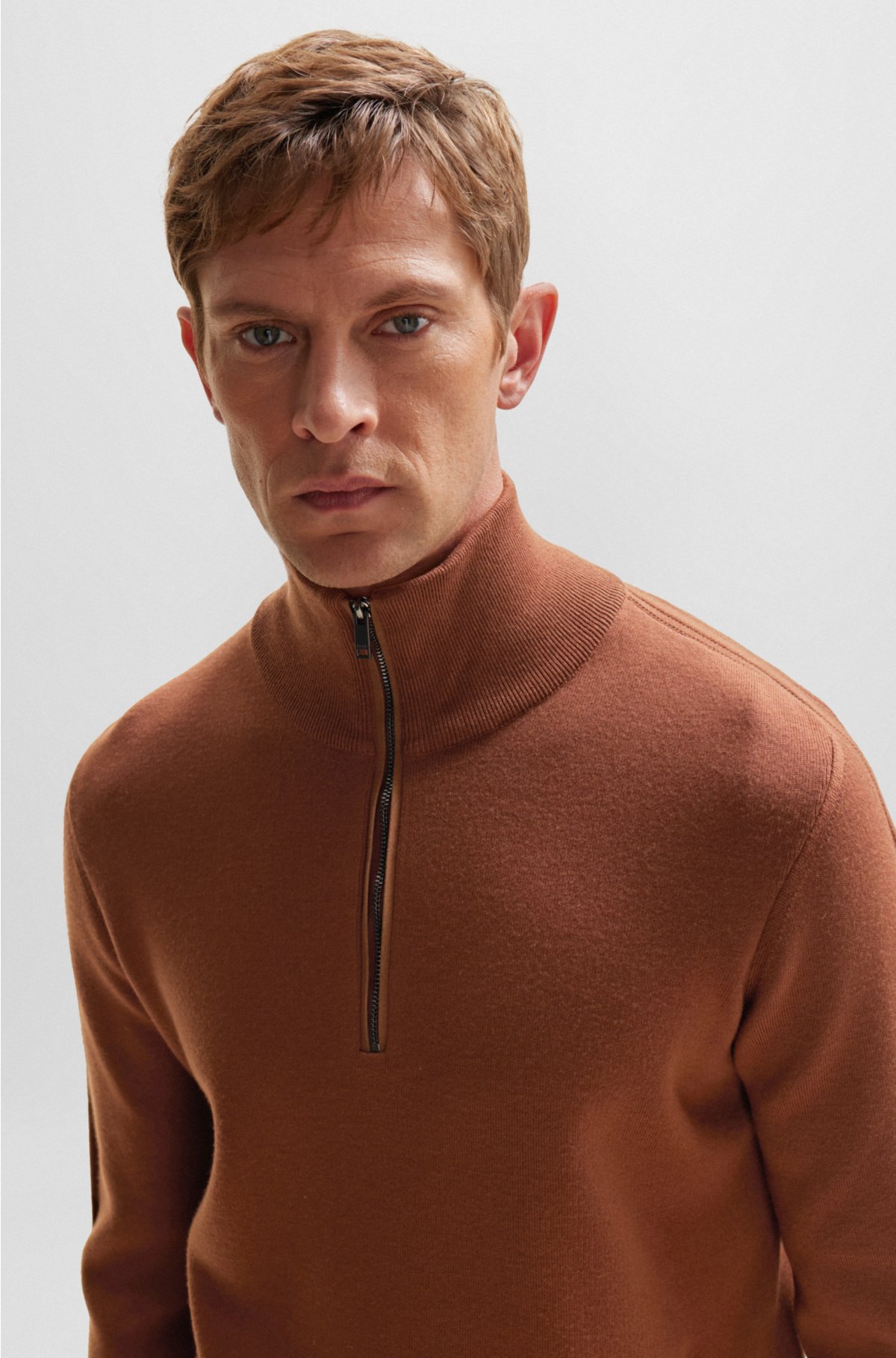 Zip-neck sweater in virgin wool with piped details, Brown