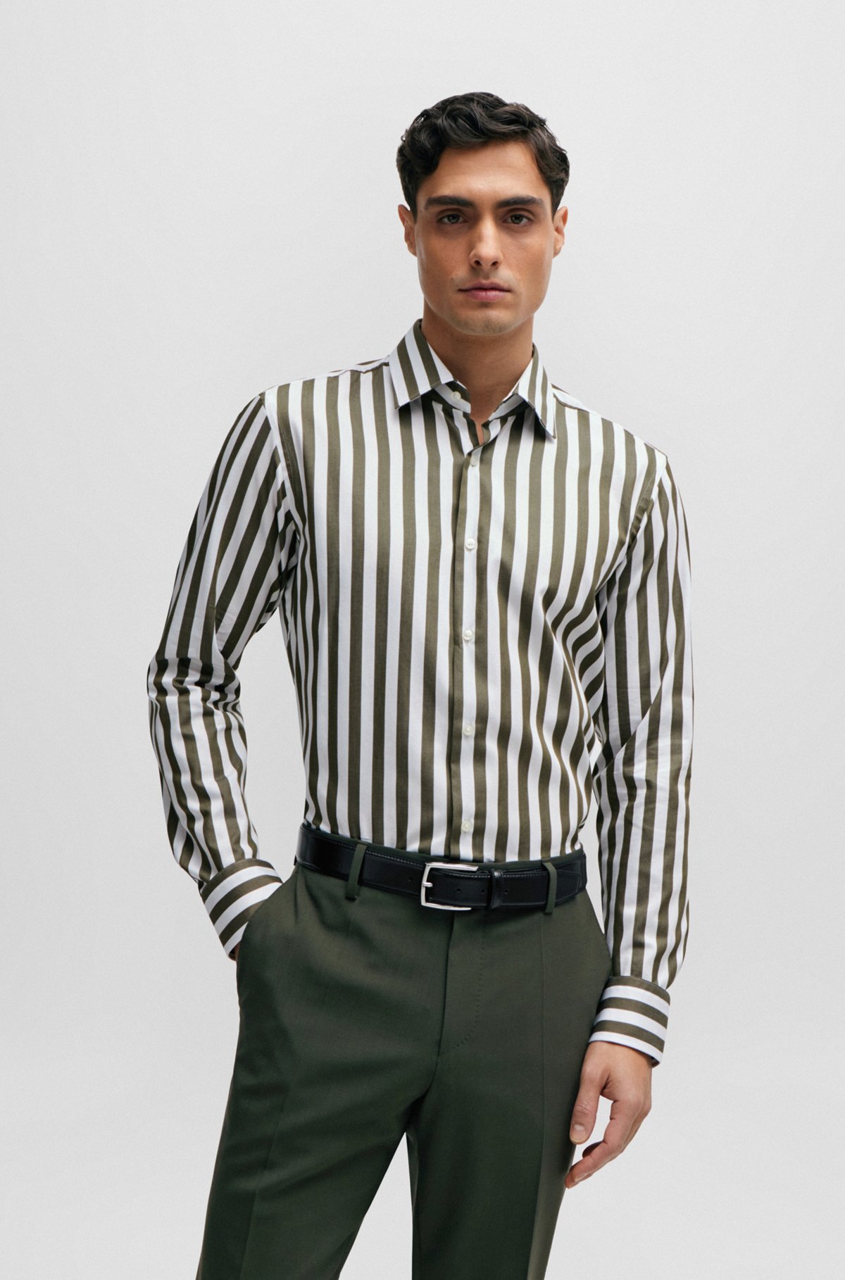 Regular-fit shirt in a striped cotton blend, Dark Green