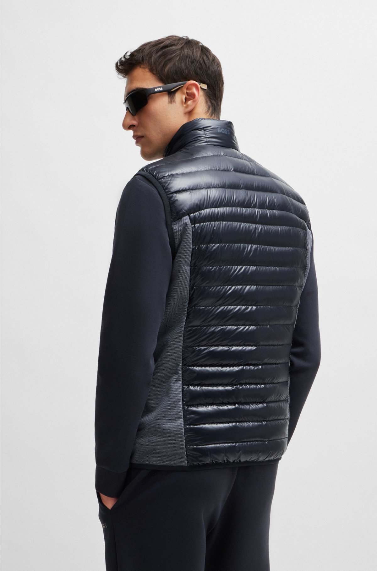 Lightweight water-repellent gilet with down filling, Dark Blue