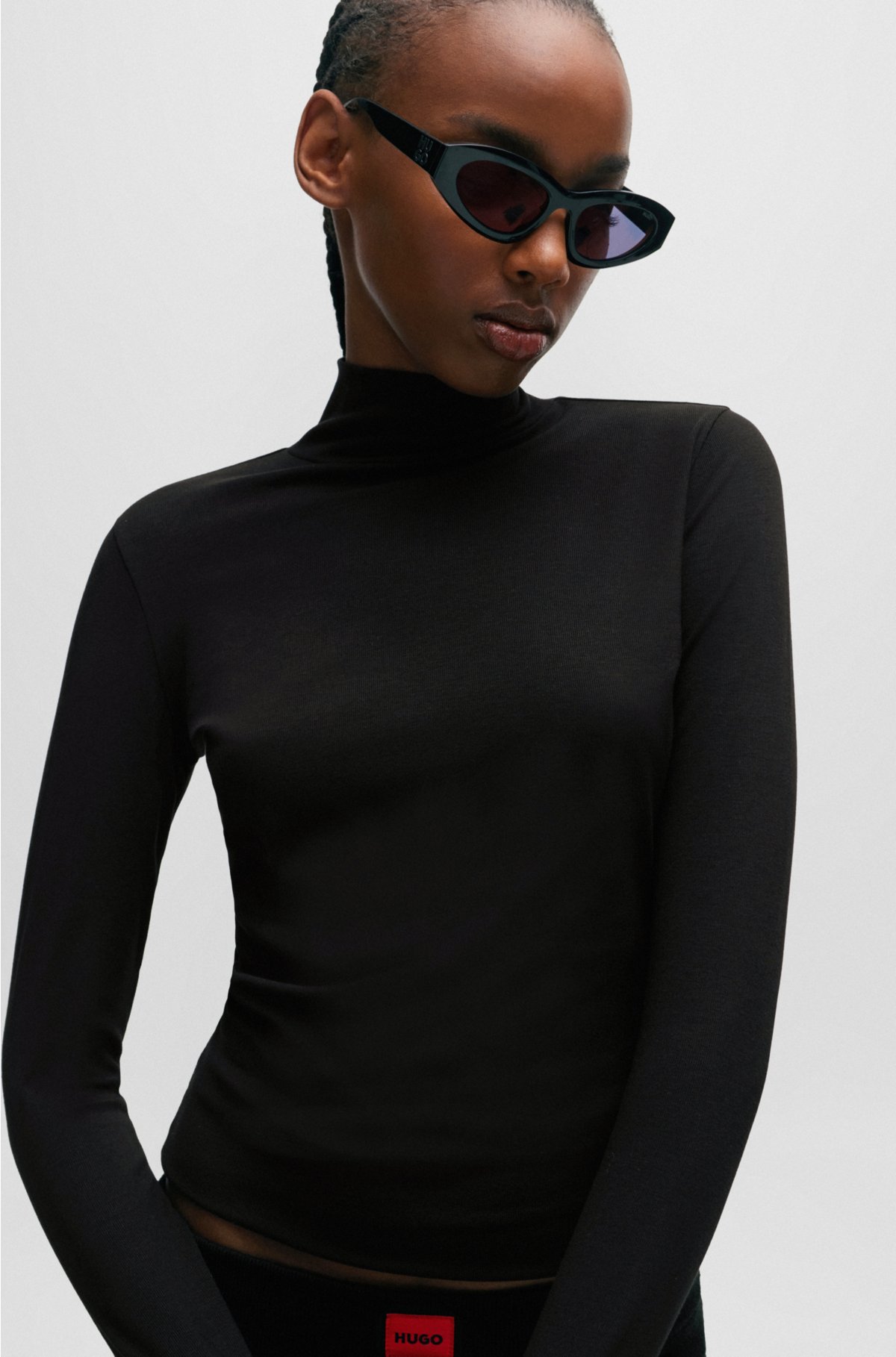 Long-sleeved slim-fit T-shirt with mock neckline, Black