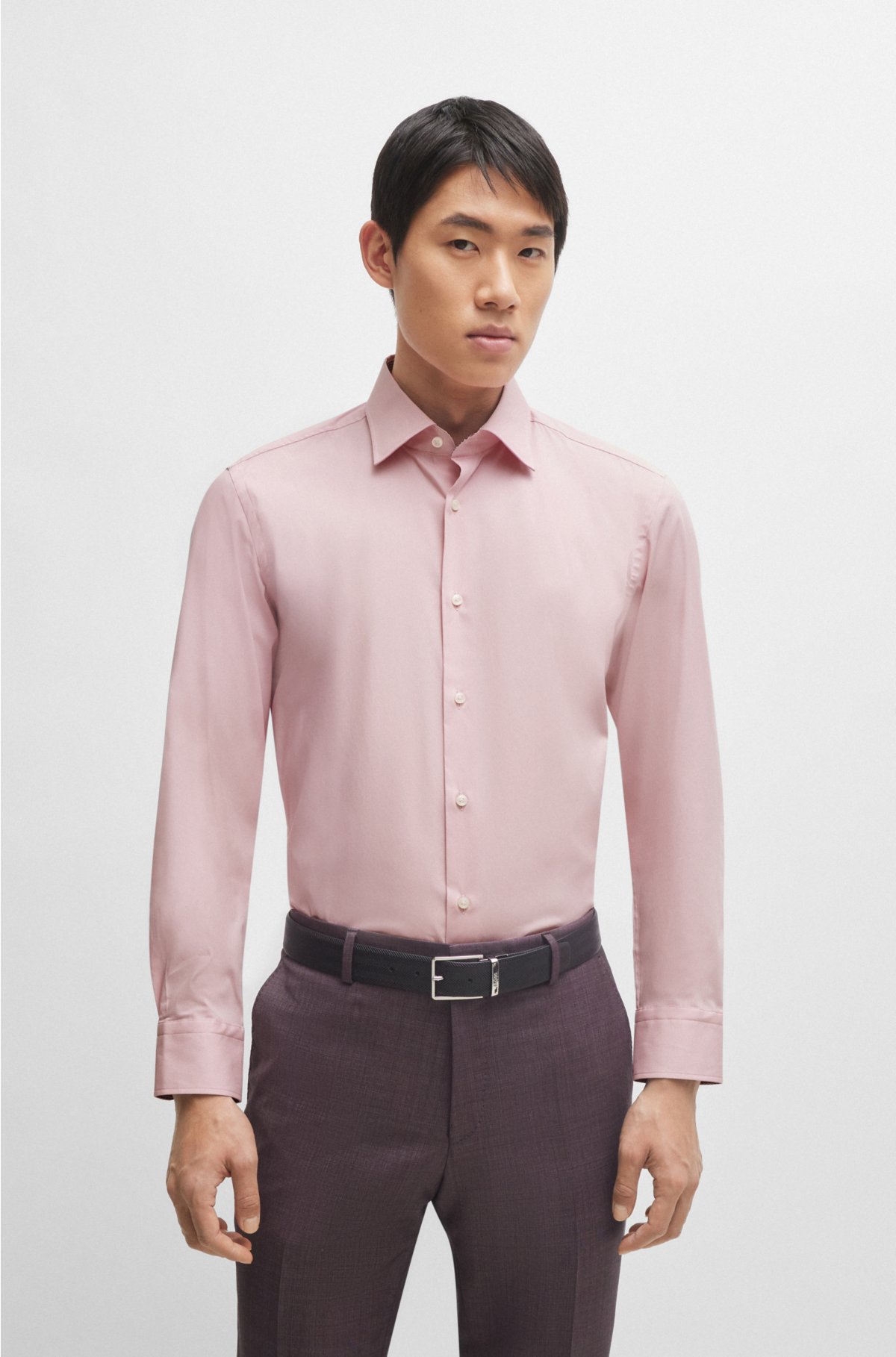 Slim-fit shirt in easy-iron cotton poplin