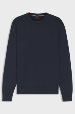 Stickad tr&ouml;ja i bomull med broderad logga, M&ouml;rkbl&aring;