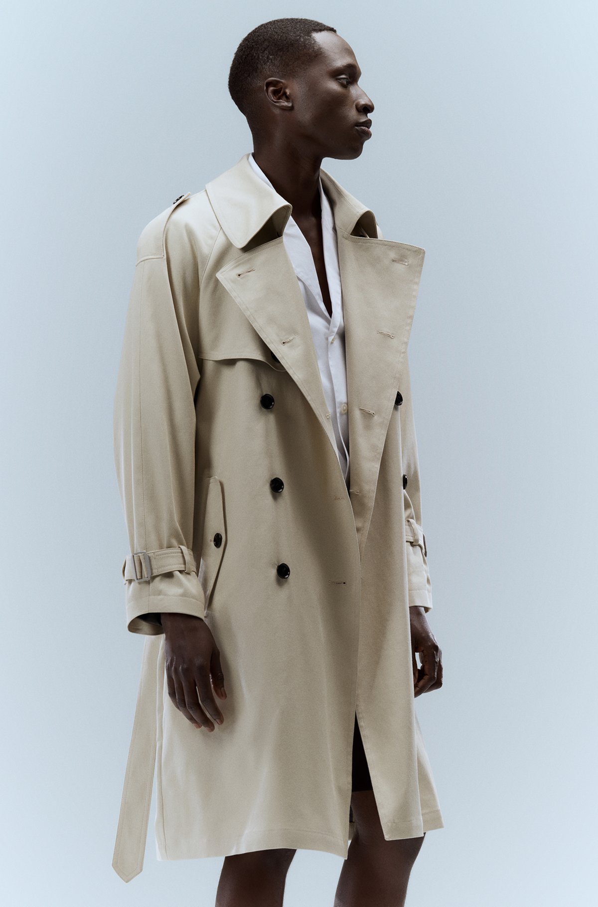 Double-breasted trench coat in Italian stretch cotton, Light Beige