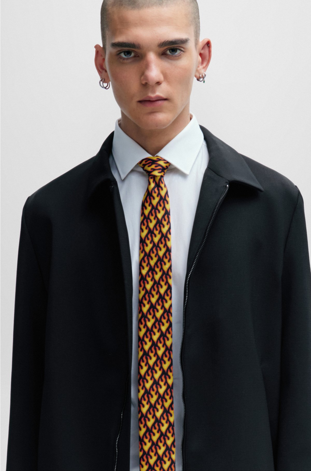 Seasonal-print tie in cotton, Patterned