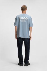 Loose-fit T-shirt in cotton with rear logo artwork, Light Blue