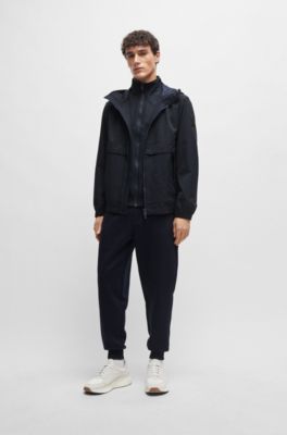 BOSS - Regular-Fit Jacke aus elastischem Gewebe mit Kapuze und Air  