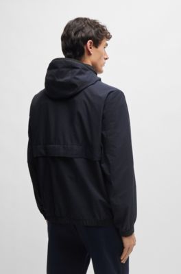 BOSS - Regular-Fit Jacke aus elastischem Gewebe mit Kapuze und Air 