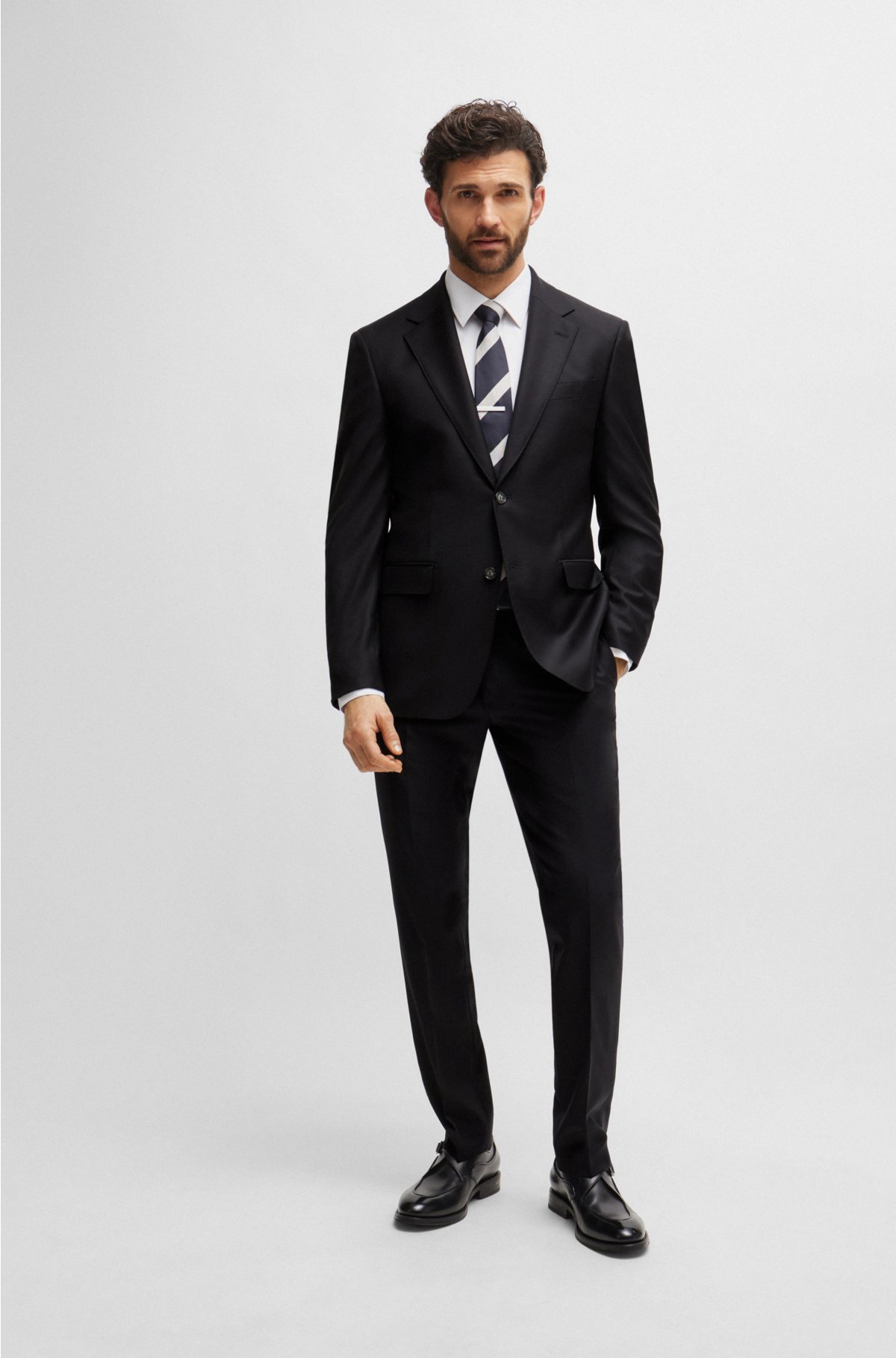 Regular-fit trousers in virgin wool with stretch, Black