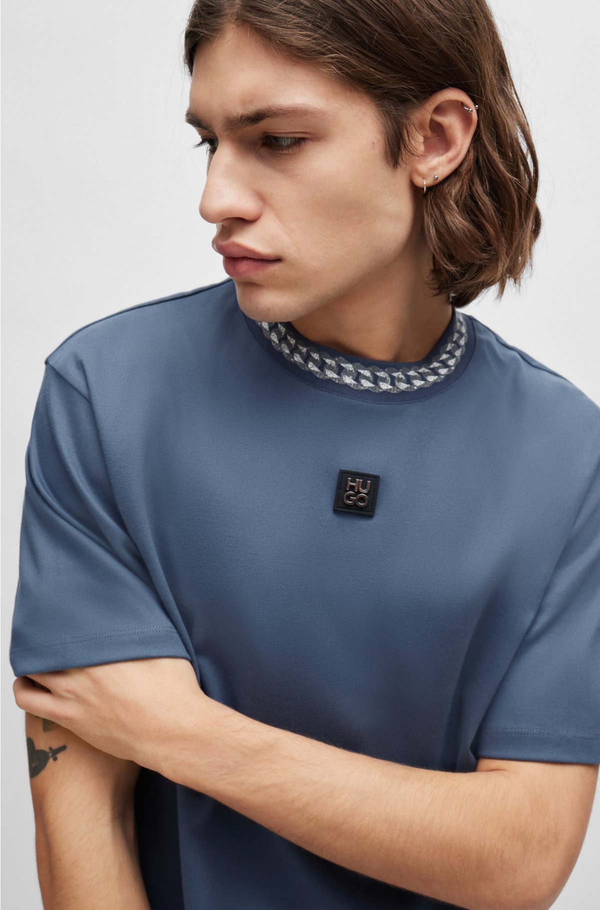 Interlock-cotton T-shirt with chain-print collar , Blue