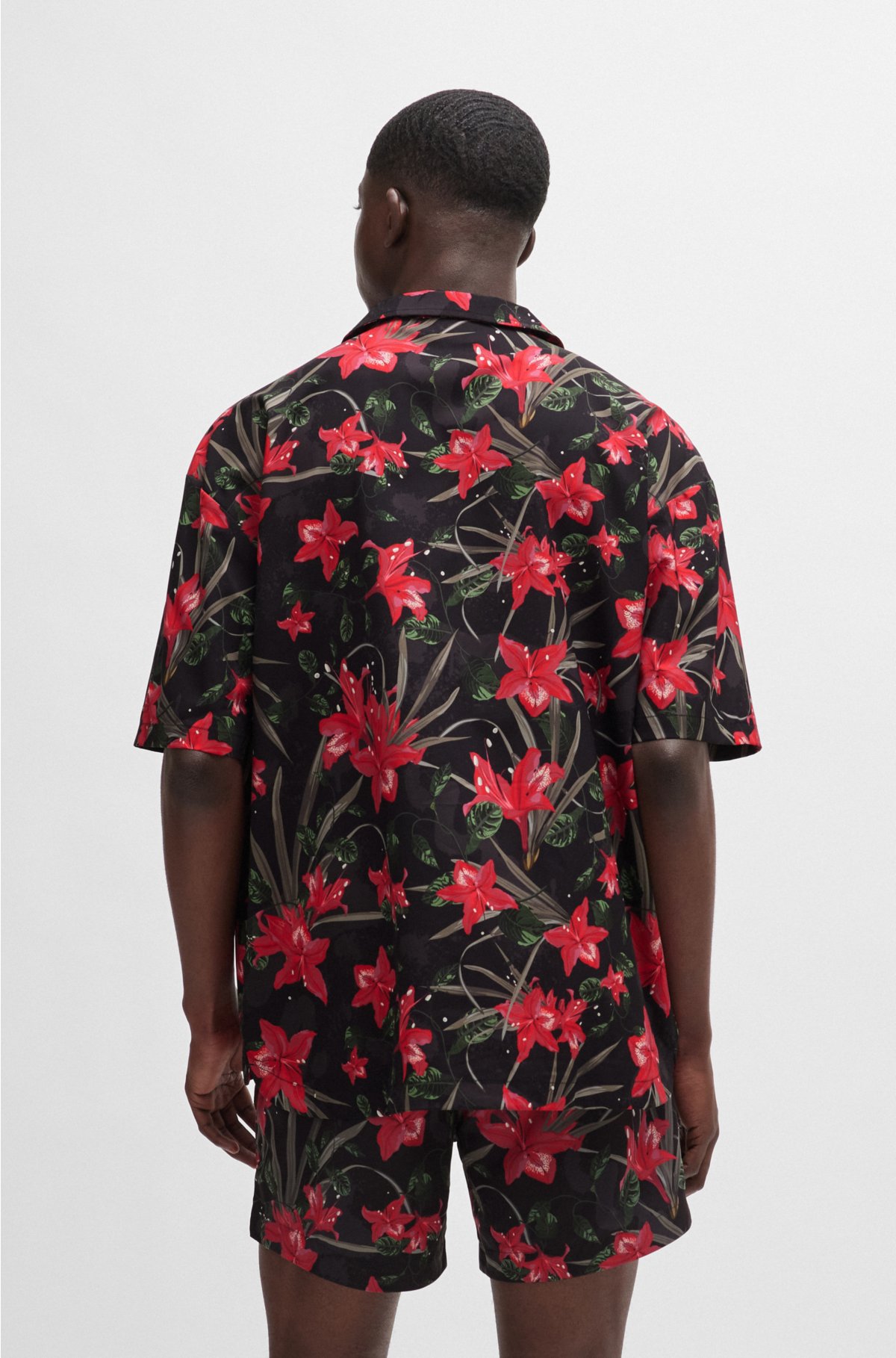Relaxed-fit short-sleeved shirt in printed fabric, Black