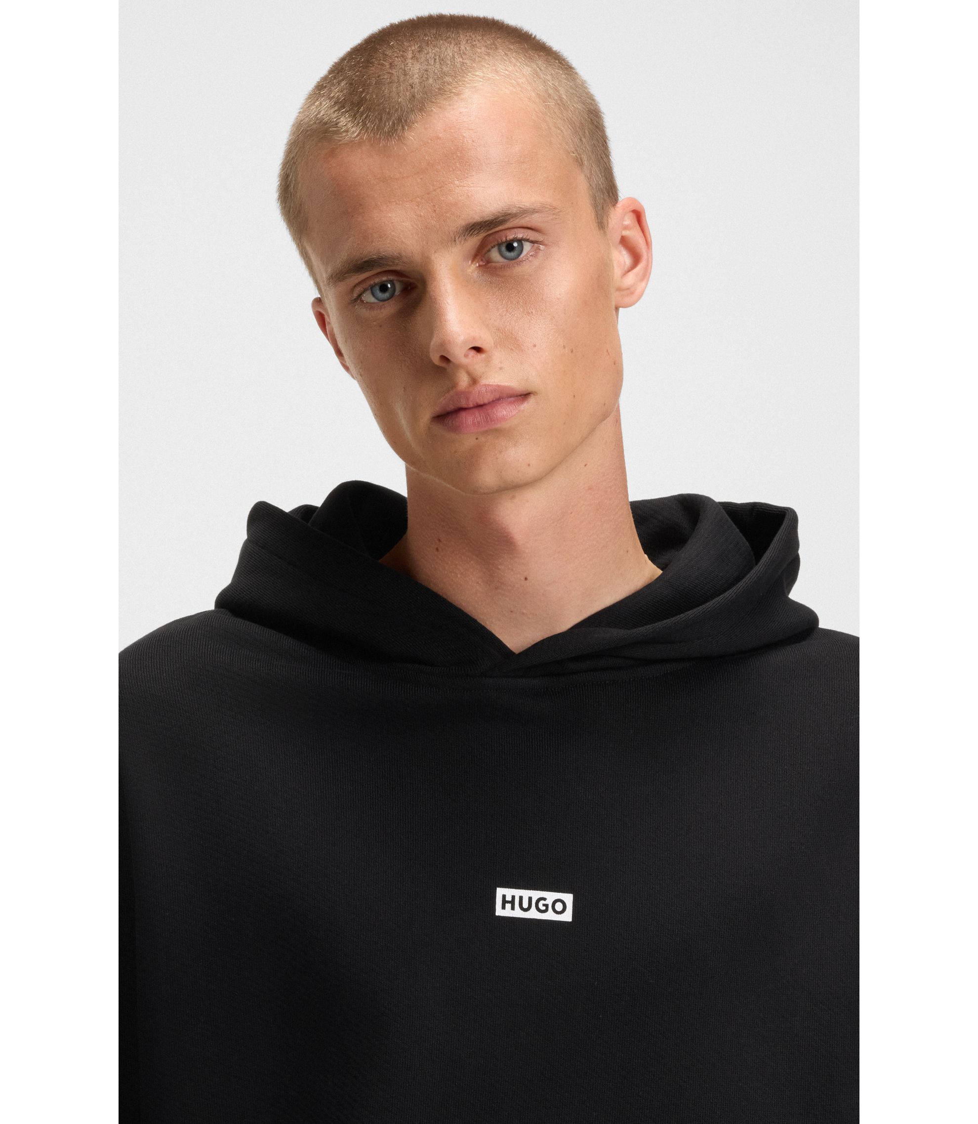 HUGO - コットンテリー ルーズフィットフーディ ロゴディテール