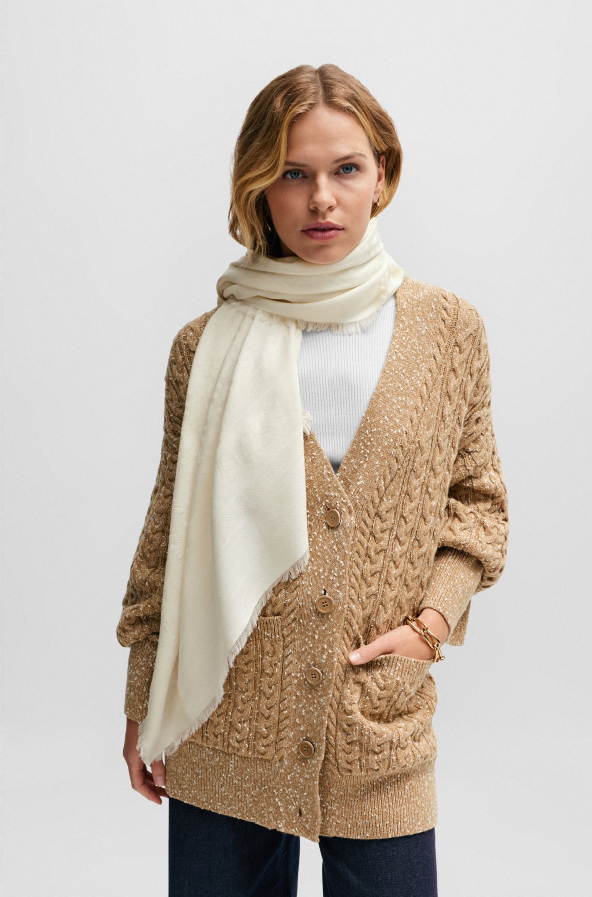 BOSS - Quadratischer Schal aus Seide und Wolle mit Logo-Details | Modeschals