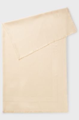 Square scarf in silk and wool with logo details, light pink