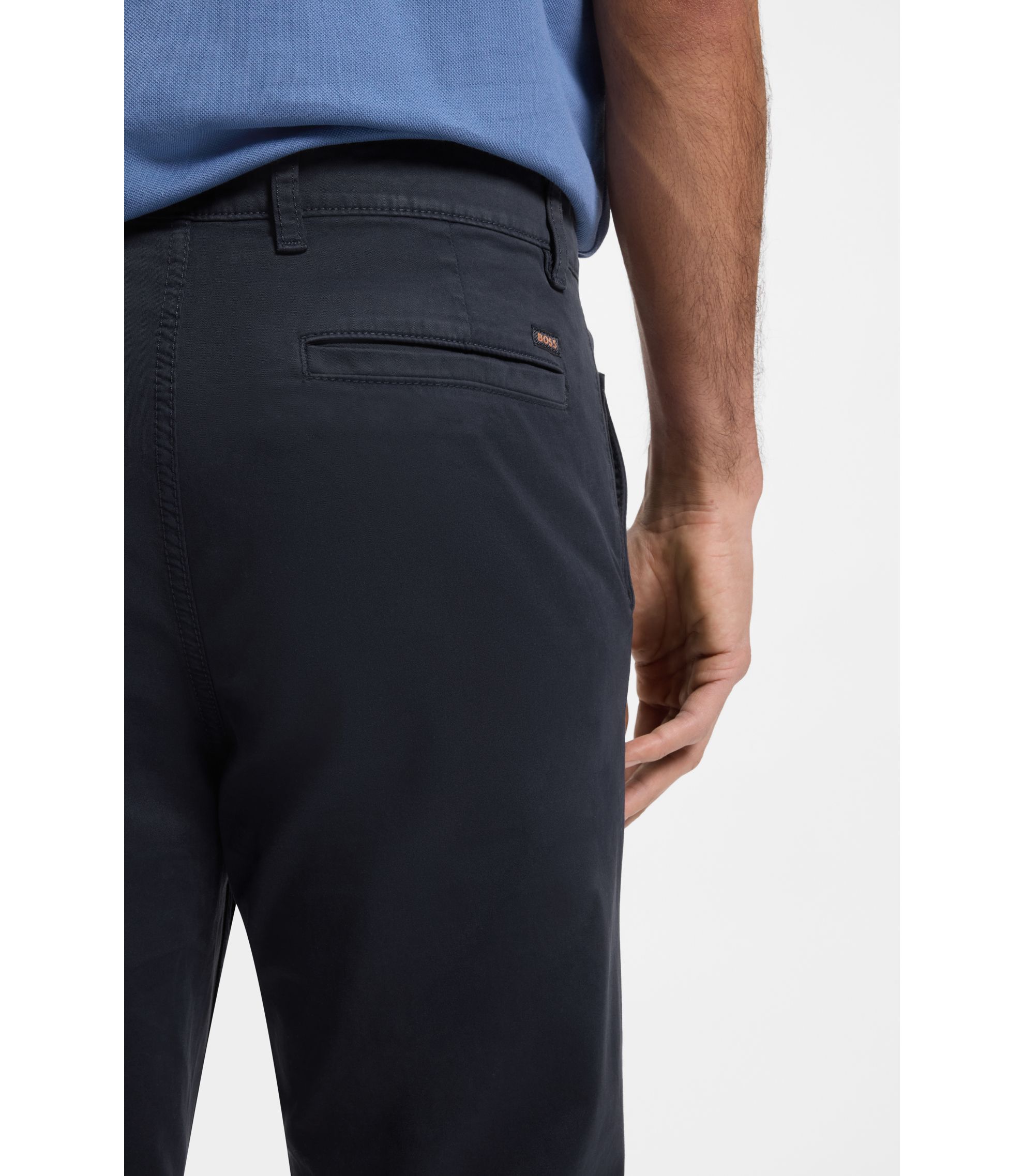 BOSS Tapered fit chino met steekzakken • Beige • de Bijenkorf