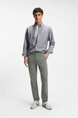 Chino slim fit in satin di cotone elasticizzato, Grigio chiaro