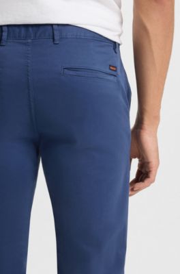 Slim-Fit Chino aus elastischem Baumwoll-Satin, Blau