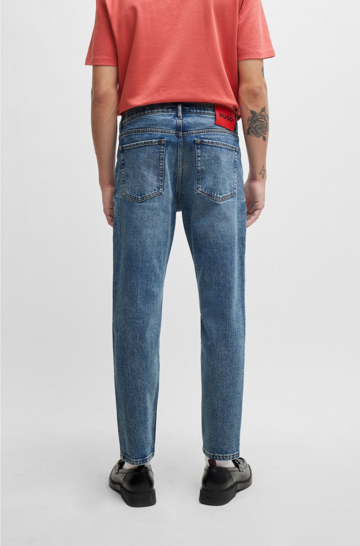 HUGO - Tapered-fit jeans in blue stretch denim