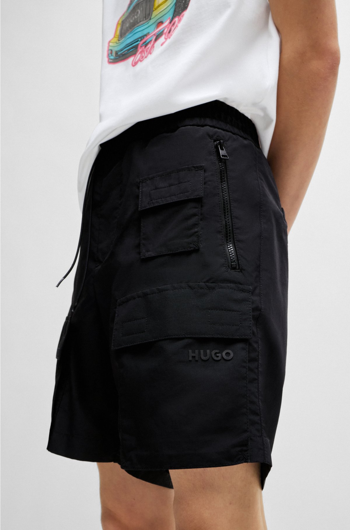 Cargo shorts in water-repellent canvas with phone pocket, Black