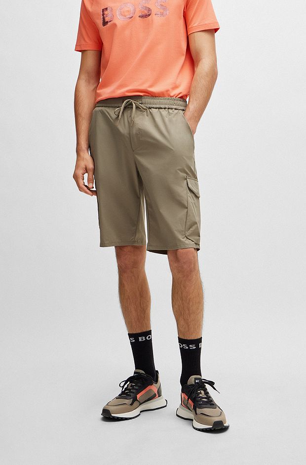 Tapered-fit shorts in easy-iron quick-dry poplin, Light Green