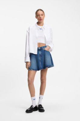 Camiseta corta de tirantes en algod&oacute;n el&aacute;stico con etiqueta con logo azul, Blanco