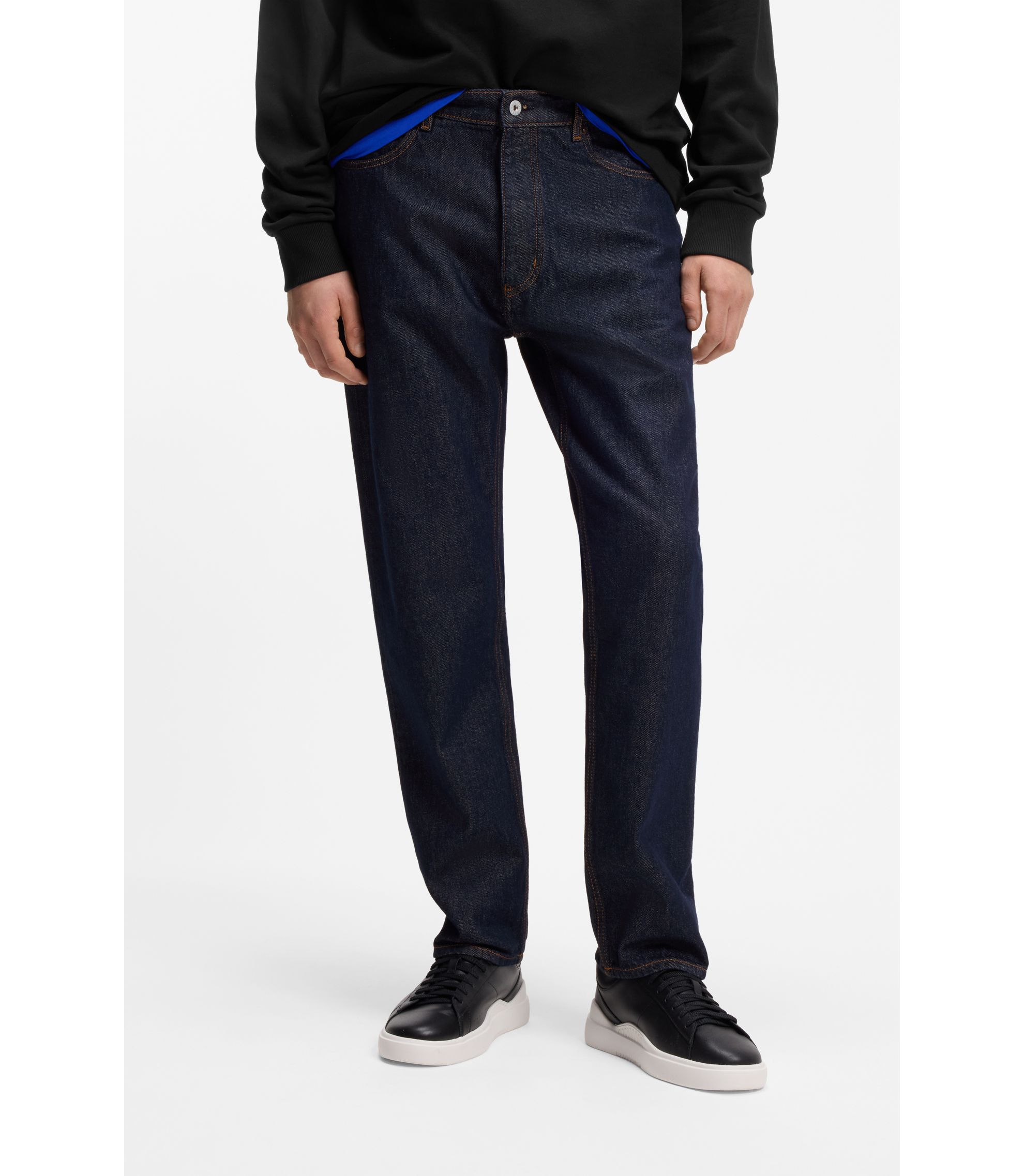 Regular-Fit Jeans aus dunkelblauem Denim