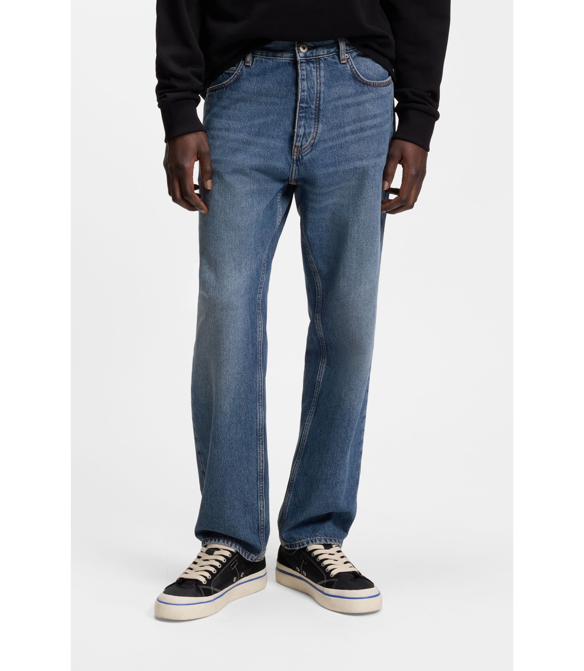 Regular-Fit Jeans aus mittelblauem Stone-washed Baumwoll-Denim