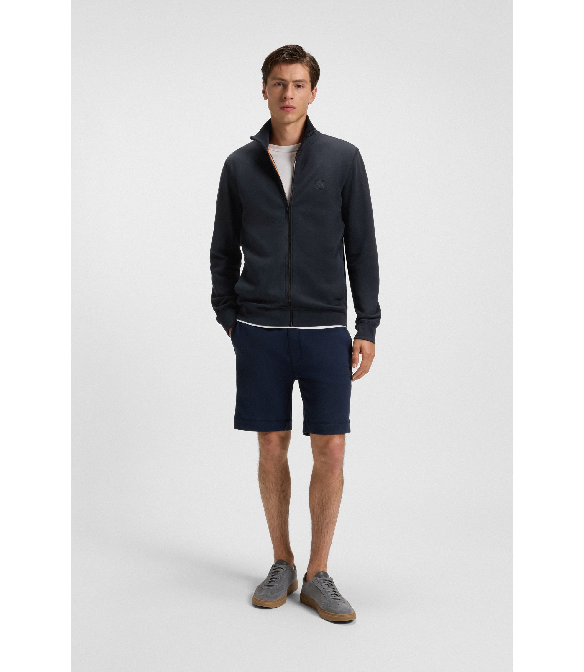 hbeu50511709_404_300?wid=1980&