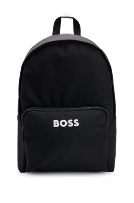 Sac à dos avec bandoulière ajustable et logo contrastant