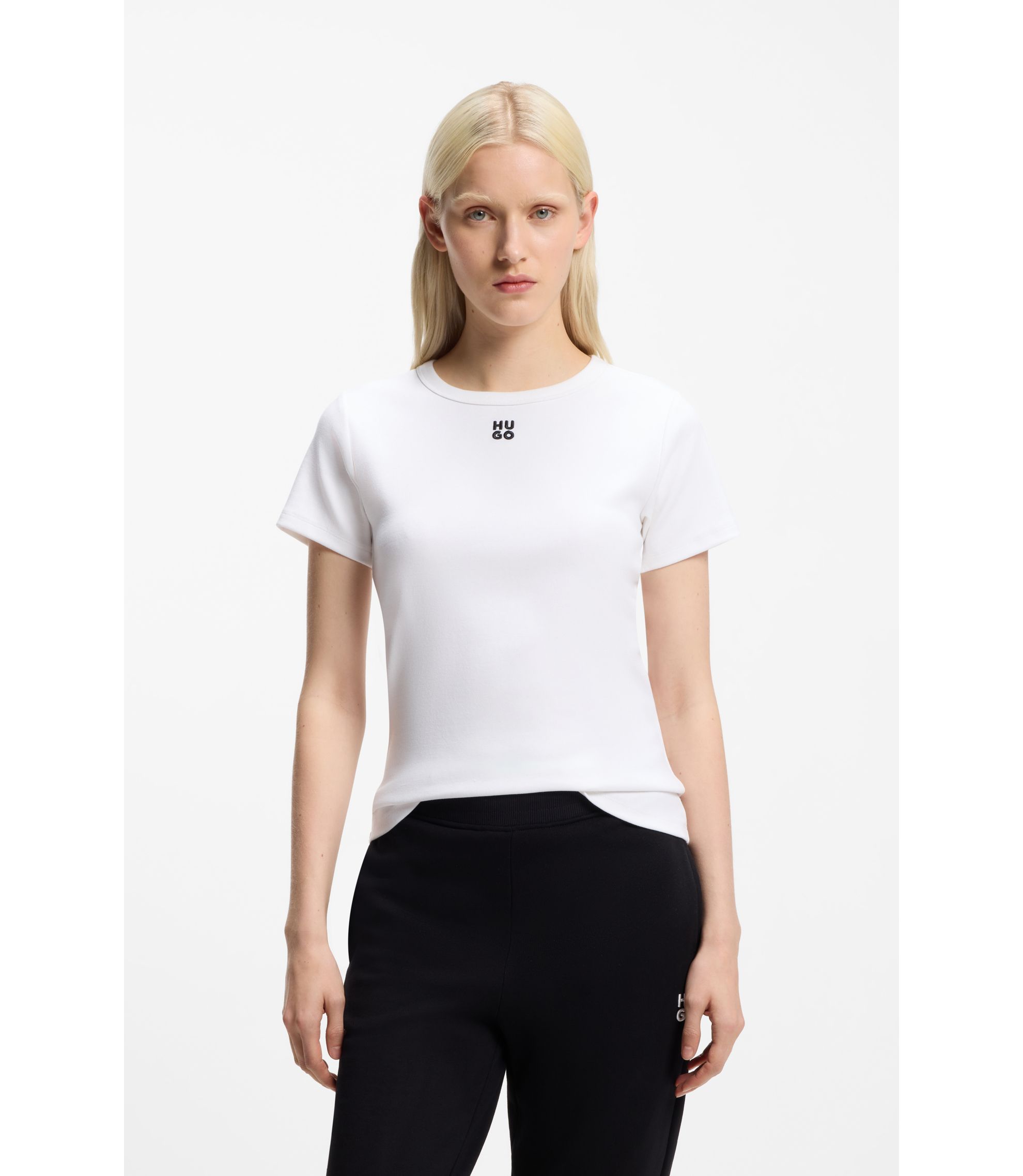 Regular-Fit T-Shirt mit gesticktem Stack-Logo