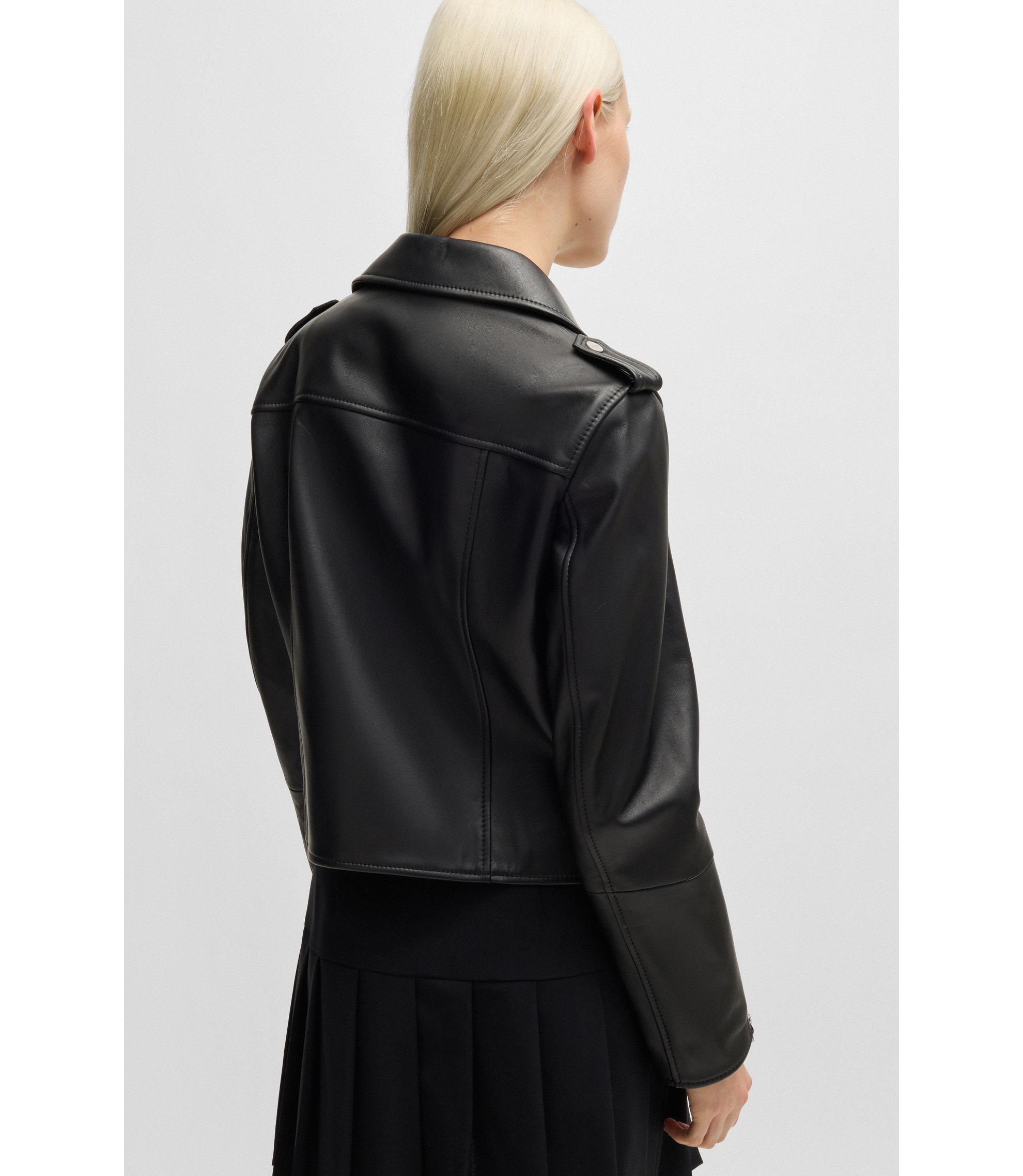 hbeu50512604_001_360?wid=1980&