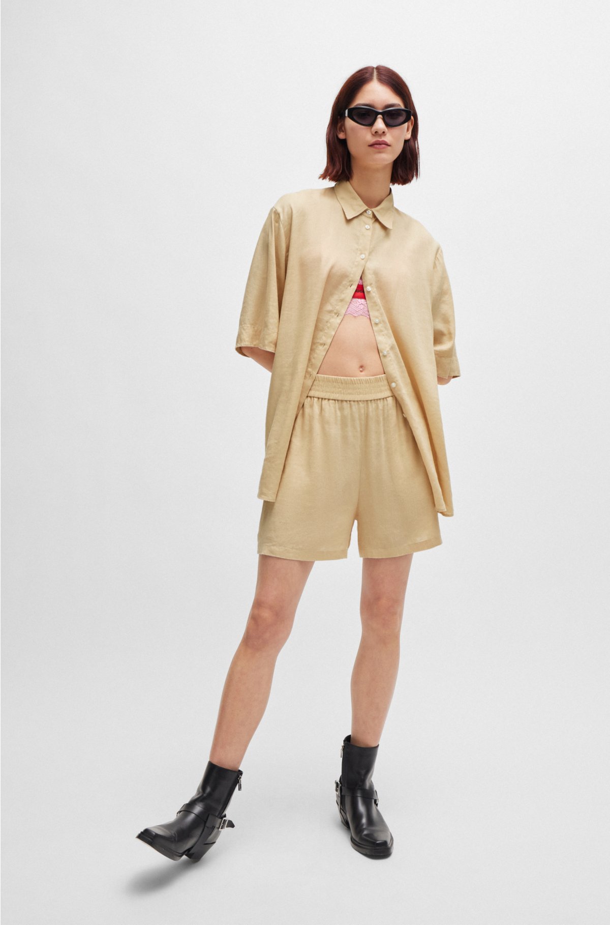 Linen-blend shorts with a wide leg, Light Beige