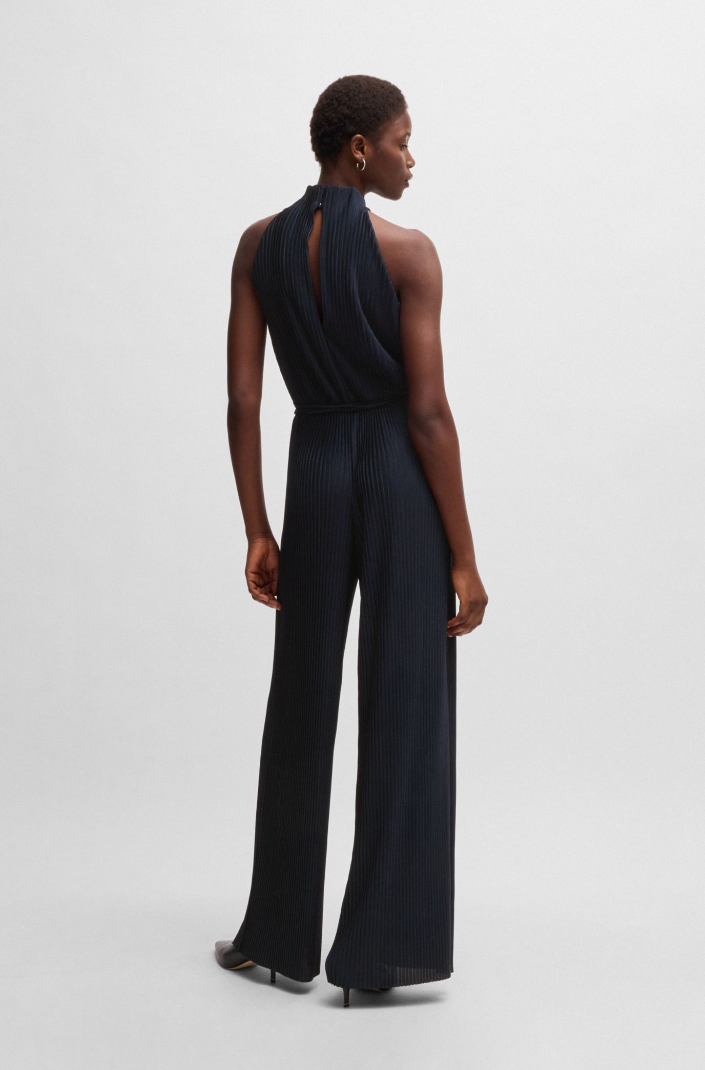 Sleeveless jumpsuit with plissé pleats and tie belt, Dark Blue