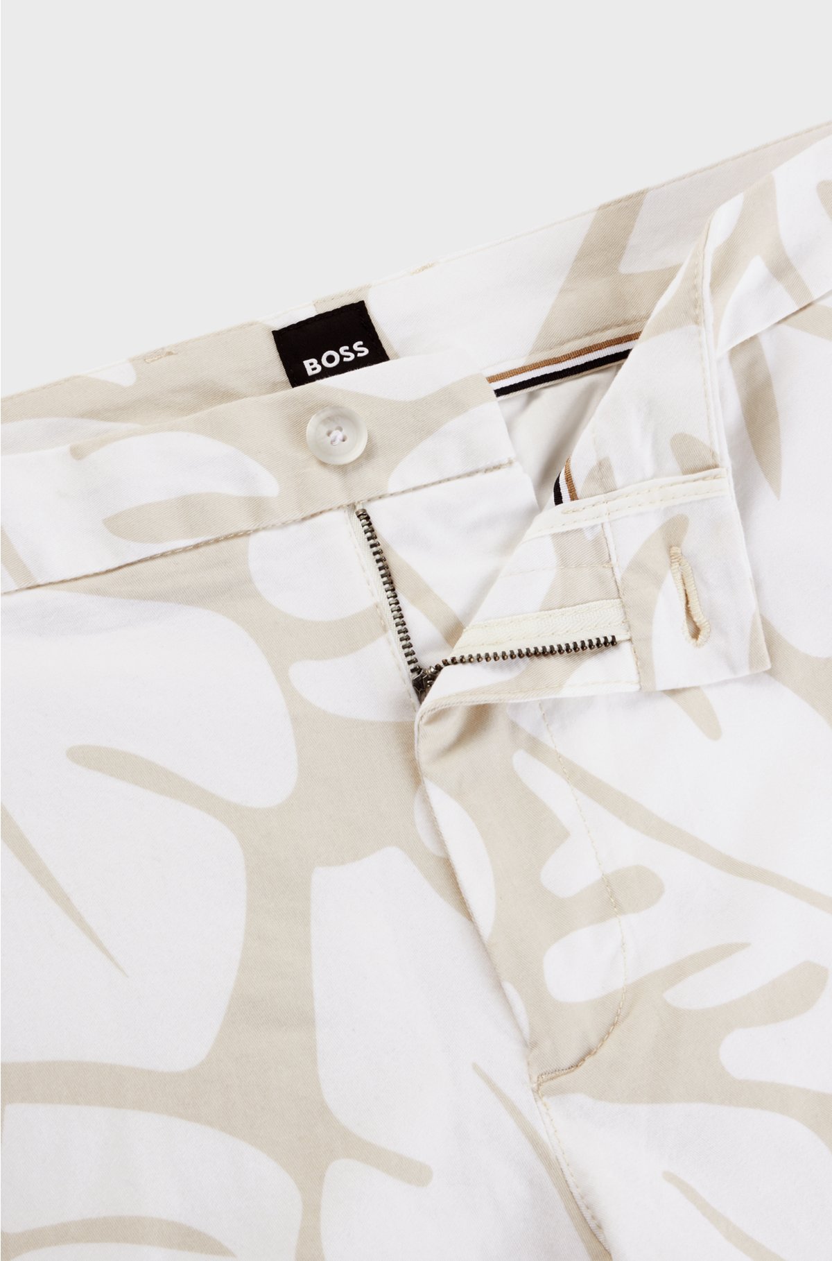 Regular-fit shorts in printed stretch-cotton twill, White