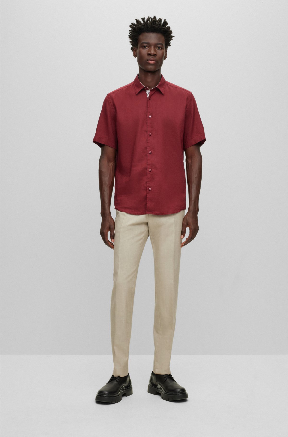 Regular-fit shirt in stretch-linen chambray, Dark Red