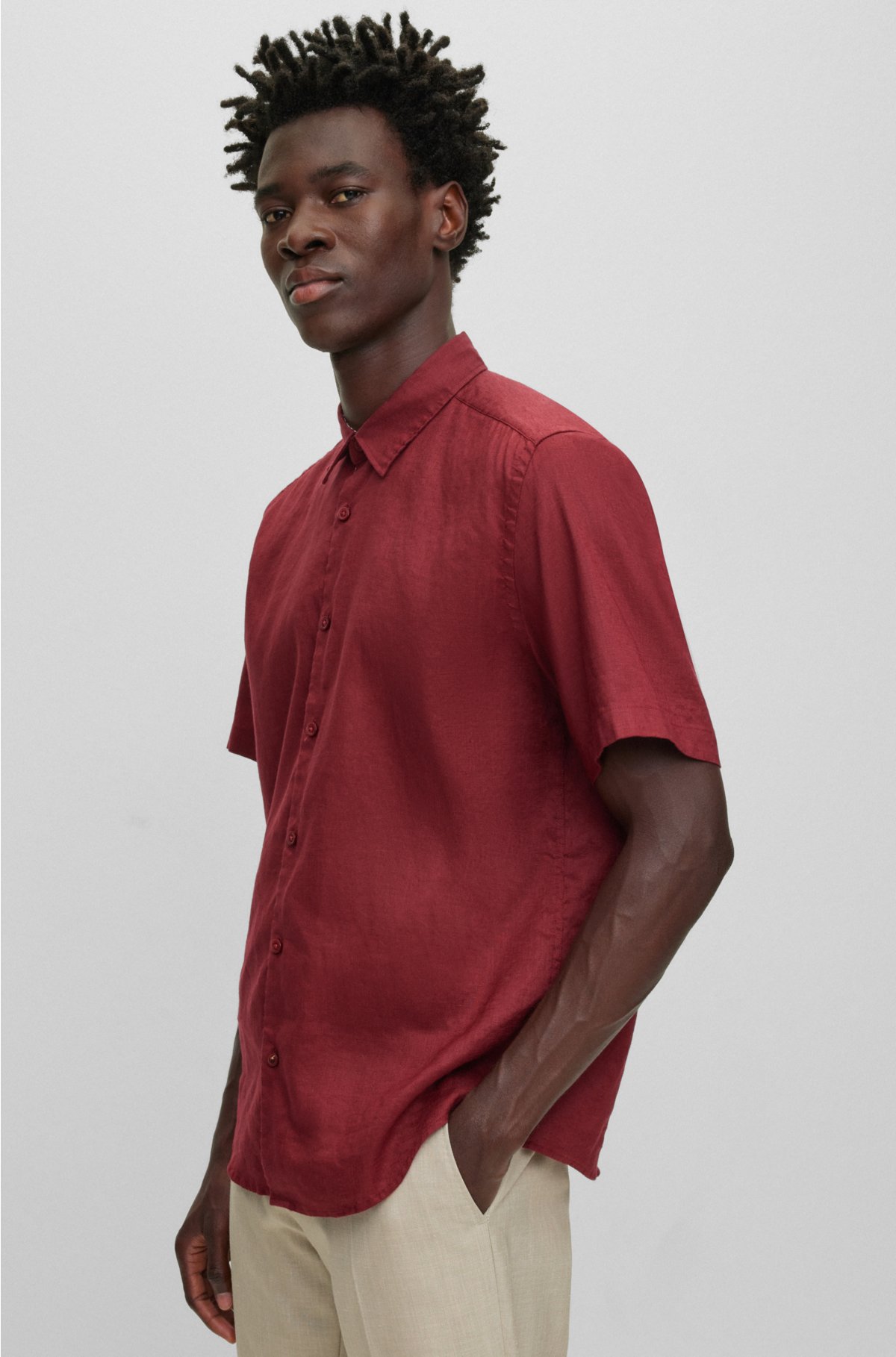 Regular-fit shirt in stretch-linen chambray, Dark Red