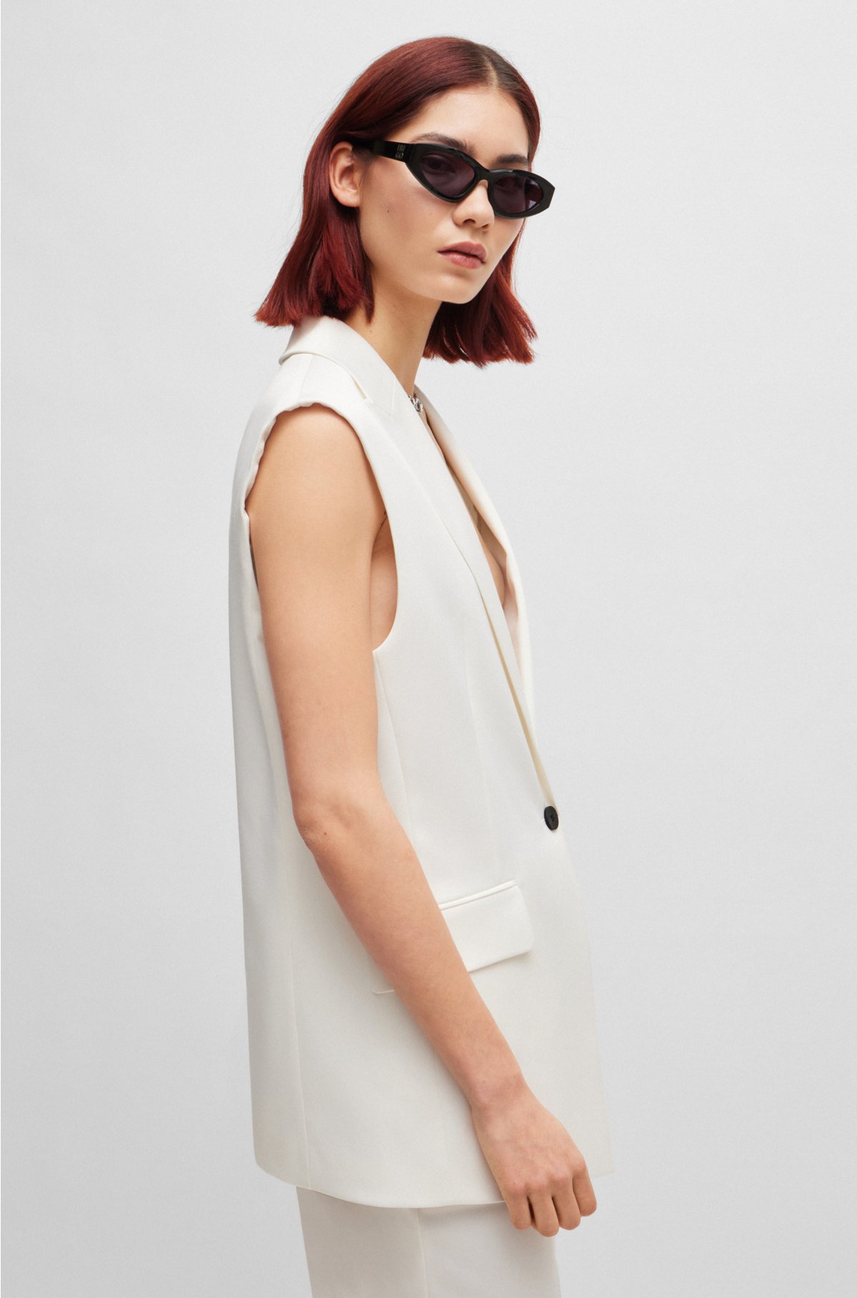Sleeveless oversized-fit jacket in stretch cloth, Natural