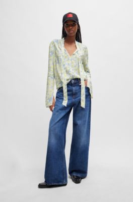 Blusa con stampa a fiori e collo con fiocco, Blu a motivi