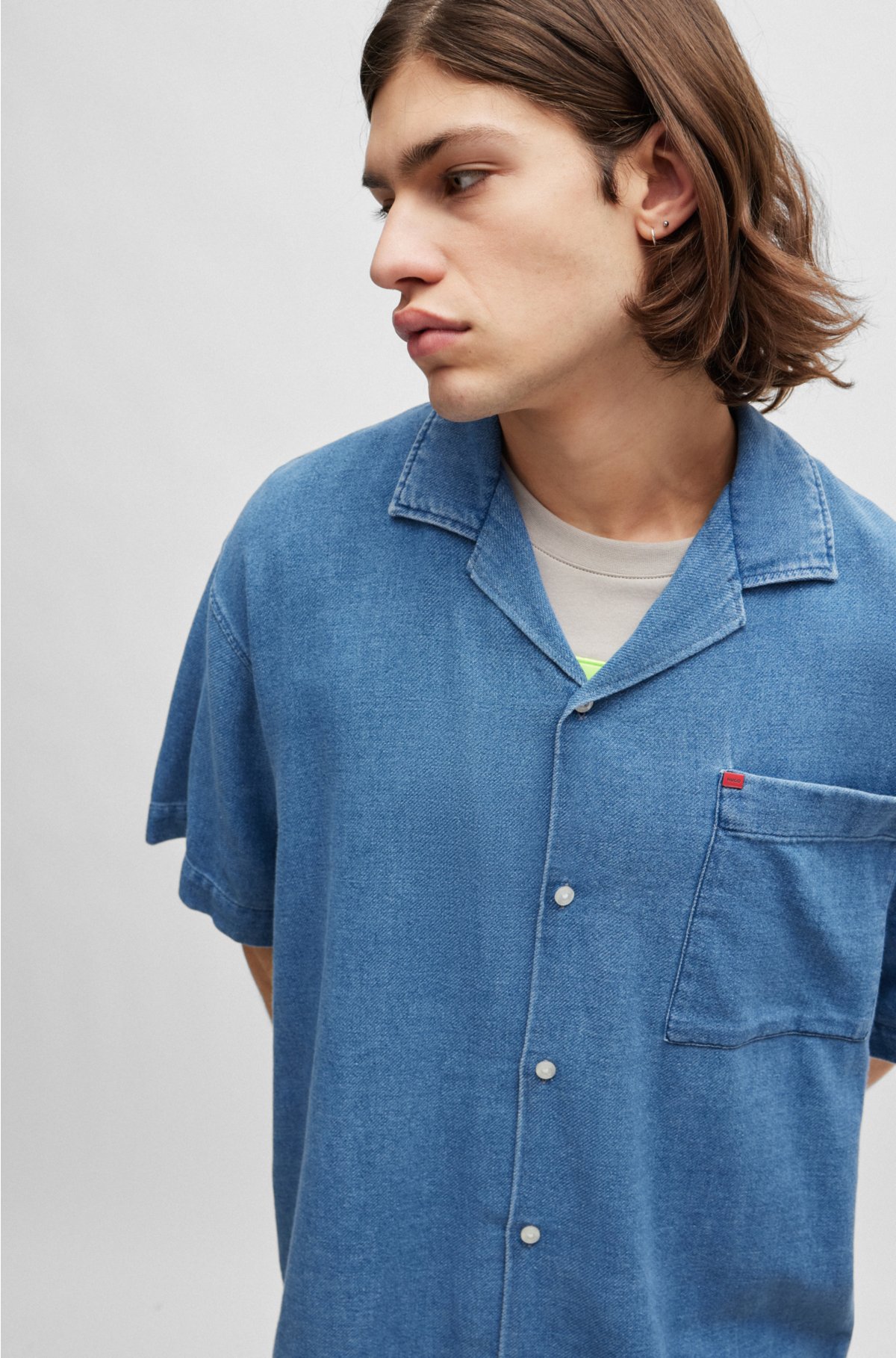Oversized-fit short-sleeved shirt in blue cotton denim, Light Blue