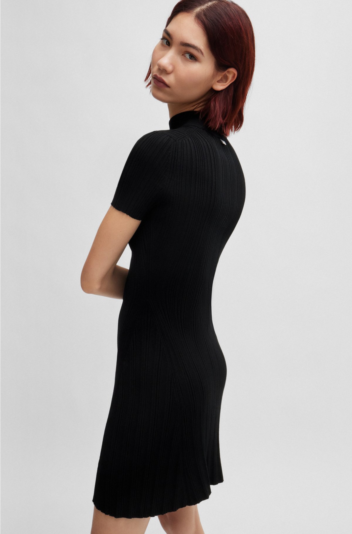 Slim-fit dress in irregular-rib crepe, Black