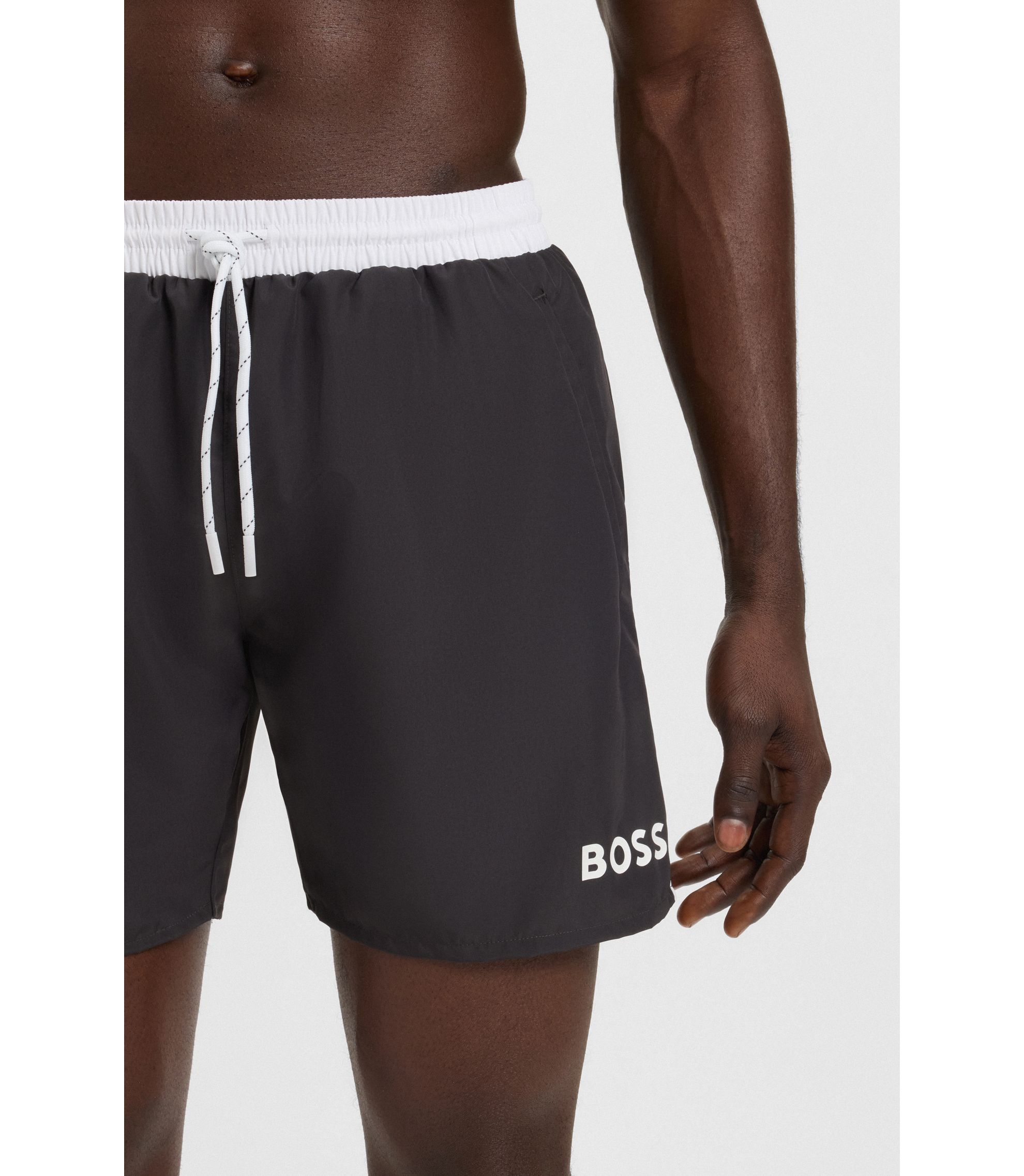 HUGO BOSS 水着　新品タグ付き hbeu50514429_022_340?wid=1980&