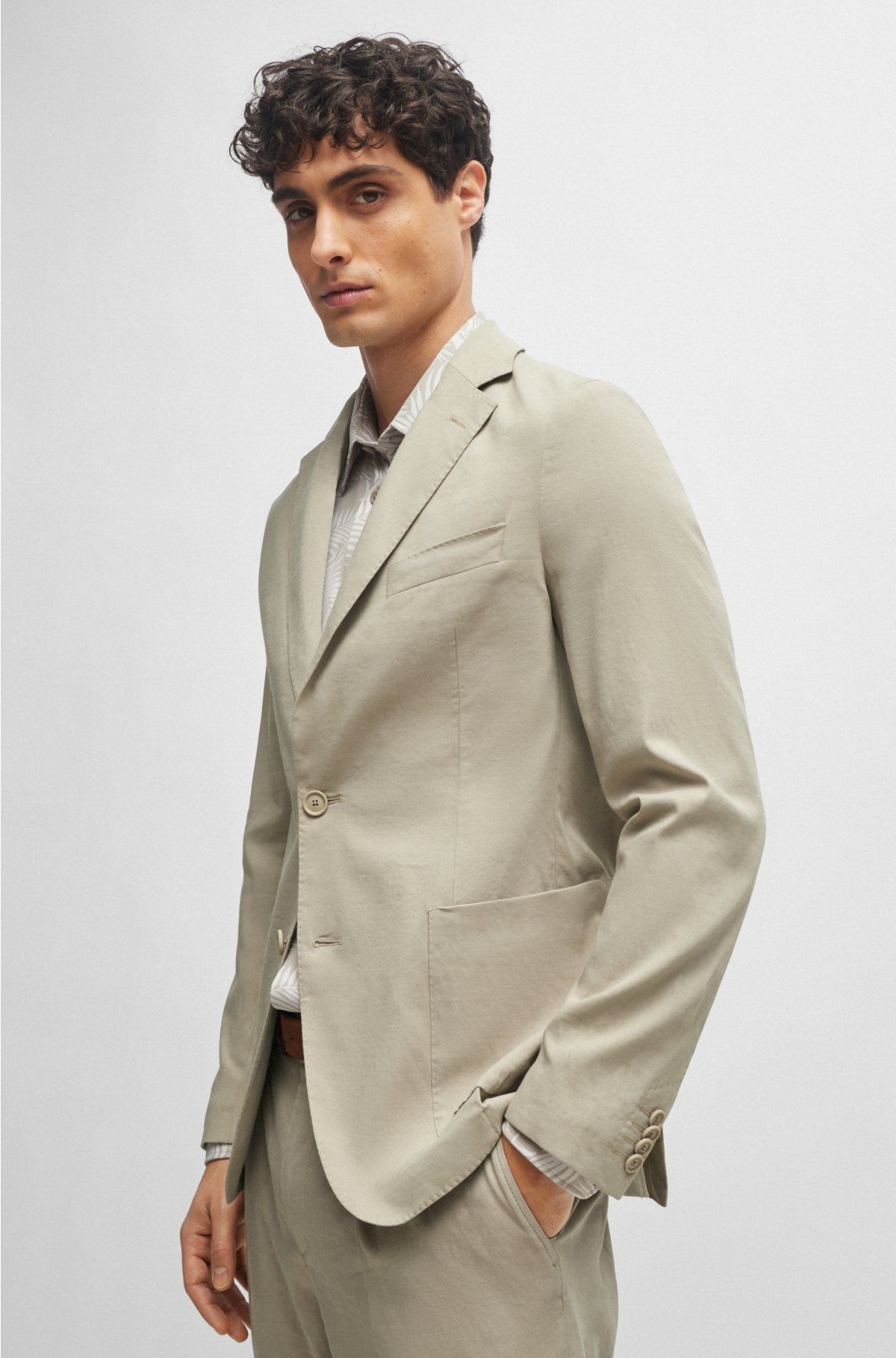Slim-fit single-breasted jacket in a linen blend, Beige